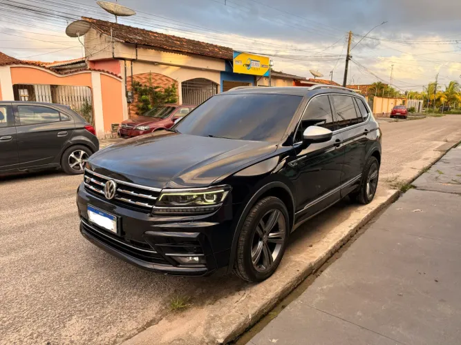 Volkswagen Tiguan Allspac R-line 350 TSI 2.0 4X4 2019