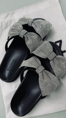 sandália schütz original com laços e strass prateado