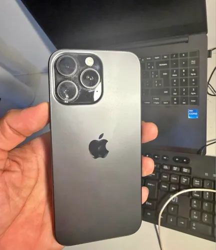 iPhone 16 pro 128 gb