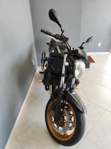 Moto Bandit 650
