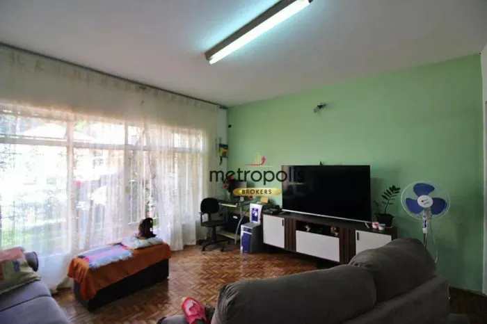Sobrado com 4 dormitórios à venda, 230 m² por R$ 655.000,00 - Vila Gonçalves - São Bernard