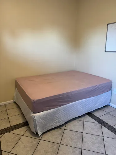 Cama de casal box + colchão 