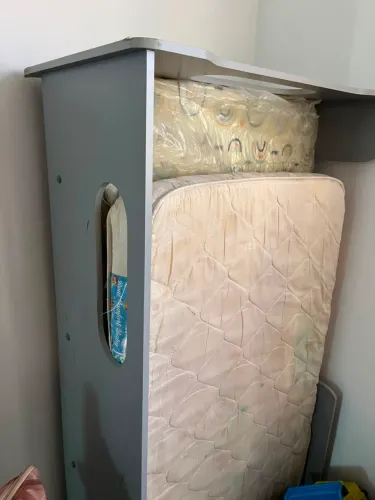 Cama infantil com colchão