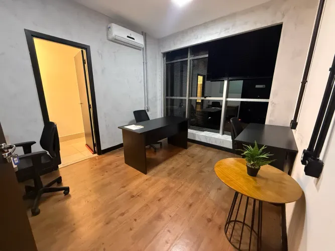 Sala Comercial Privativa em Coworking - Escritório Completo | Hangar 5