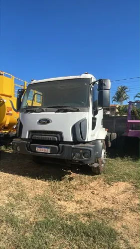 Ford cargo 1723 6x2