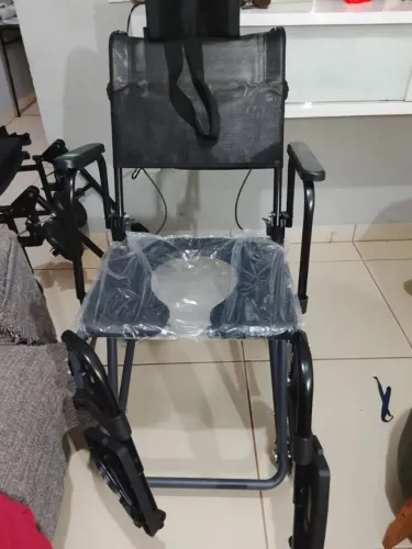 Vendo essa cadeira de banho não entrego 