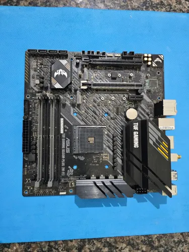 VENDO OU TROCO PLACA MÃE - ASUS TUF Gaming B550M-Plus (Wi-Fi) II