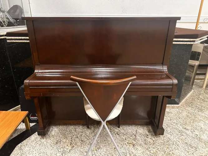 VENDO PIANO BRASIL RELÍQUIA EM ÓTIMO ESTADO