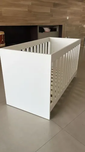 Berço Bebê NOVO - MDF - Com rodinhas