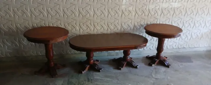 Jogo de mesa de madeira maciça