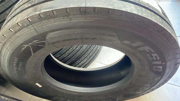 Pneus jinyus 295 melhor importado!