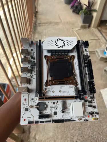 Placa mãe X99 Soyo W4