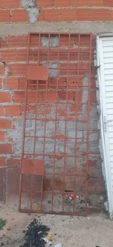 Grade de porta 