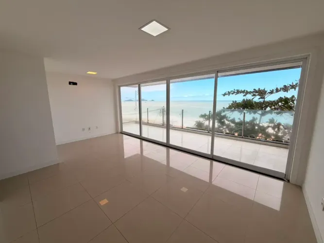 À venda | R$1.050.000 | Praia Campista