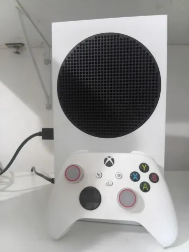 Xbox series S (Semi novo)