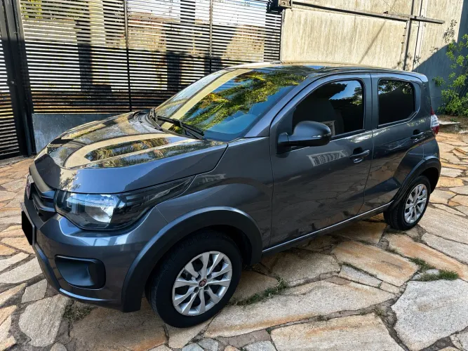 Fiat Mobi Like 1.0 Fire Flex 5P. 2022