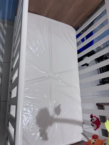 Berço que vira cama