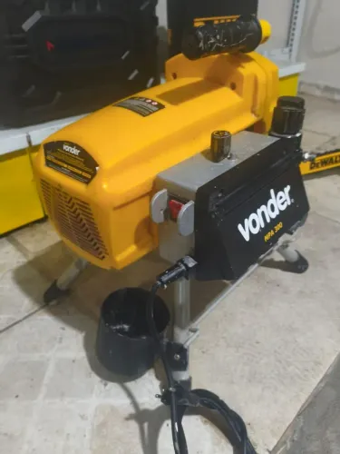 Pistola de pintura airless Vonder 3 hp modelo mpa300. Seminova.
