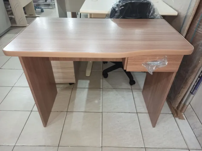 Escrivaninha para estudar