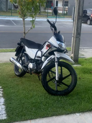 Troco moto por carro