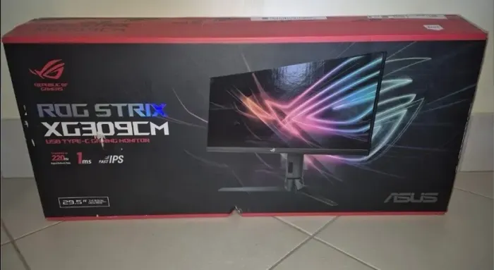 Monitor Gamer Asus ROG Strix 29.5 (30) IPS 220Hz XG309CM UWFHD