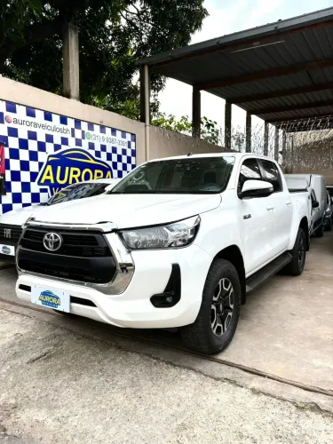 Toyota Hilux CD SR 4X4 2.8 TDI Diesel Aut. 2021