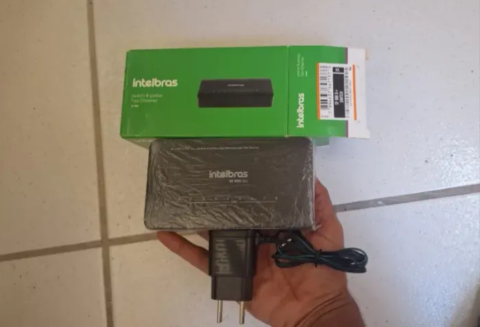 Kit Switch SF800 e Controle remoto MCR1001 - Intelbras