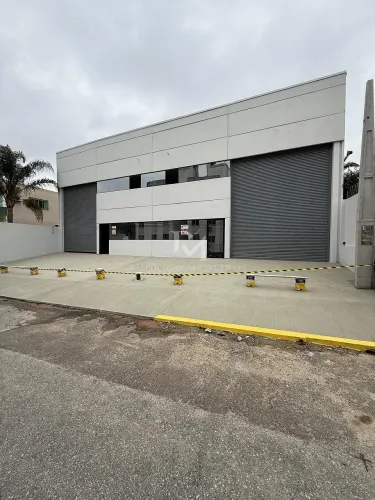 Galpão à venda em Floresta, São José estrutura pré-moldada