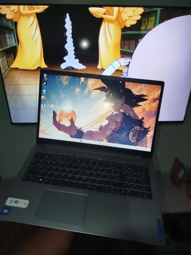 Notebook Lenovo, Processador Celeron 4g de Ram