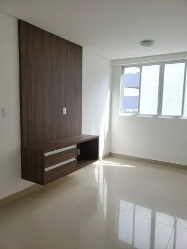 Apartamento com 02 quartos sendo 01 suíte no bairro do Bessa 