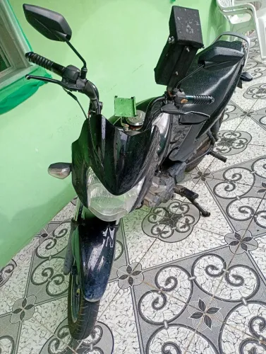 Vendo moto da mottu em excelente estado 