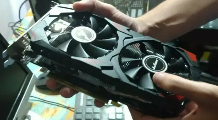 Placa de vídeo Jieshuo Rx 590 GME 8GB.