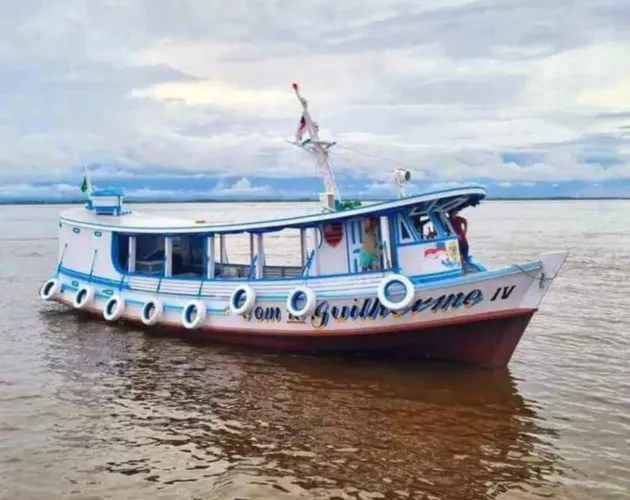 85 mil a vista / barco pesqueiro leia a legenda 