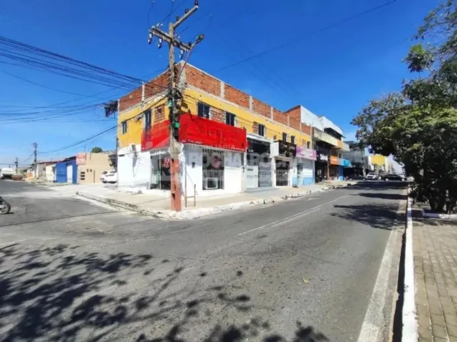 Sala Comercial para alugar com 0,00 metros quadrados no DIRCEU - Teresina - Piauí