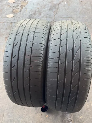 Par de Pneus Aro 16 Bridgestone Turanza ER300 205-55R16 91V, 70% vida útil
