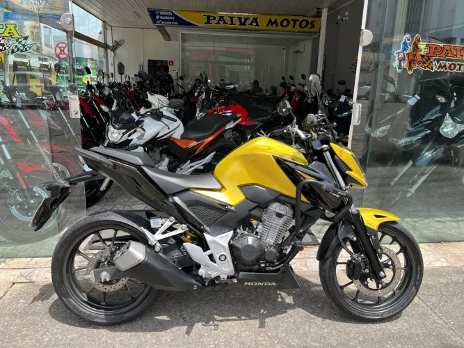 Honda Cb Twister 300 ABS 2024 6.800KM