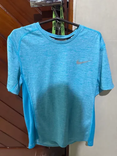 Camiseta Nike running
