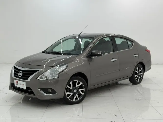 Nissan Versa SL 1.6 16V Flexstart 4P Aut. 2017