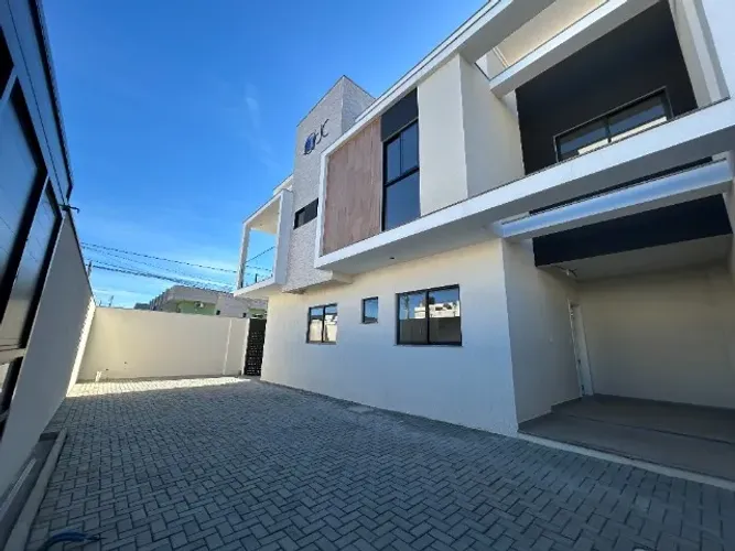 OPORTUNIDADE SOBRADO NOVO ESQUINA 3dorm, 3bwc, 2vg, EXCELENTE LOCALIZAÇÃO VENHA CONHECER