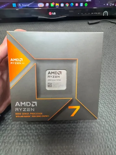 Processador AMD Ryzen 7 8700G AM5 Zen 4 Ryzen AI 8 Cores 16 Threads 5.1Ghz Gamer