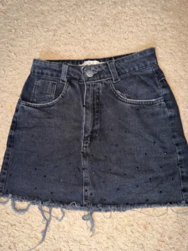 Saia preta jeans