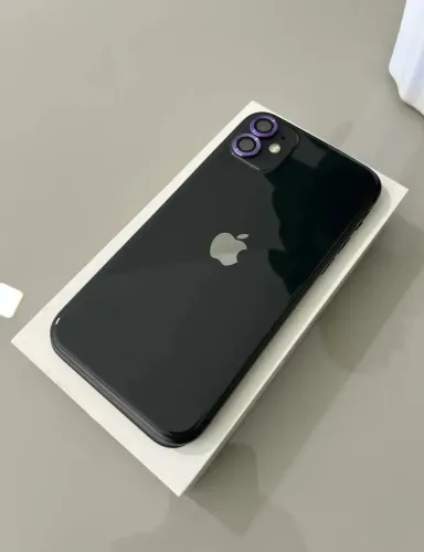 iPhone 11 (ZERO) ACEITO CARTÃO