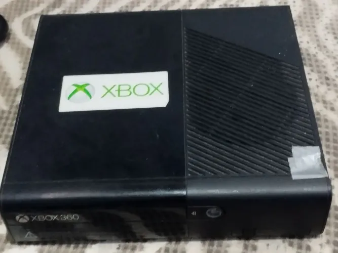 XBOX360+ 2 CONTROLES+ JOGO MÍDIA FÍSICA+ FONTE ORIGINAL
