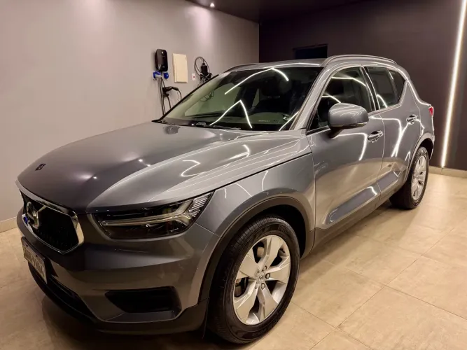 Volvo XC40 T-4 2.0 190cv FWD 2019