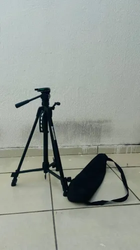 Tripé com disparador