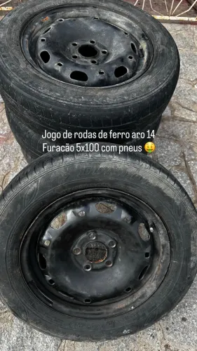 Rodas de ferro 5 furos 5x100 aro 14 com pneu Volkswagen 