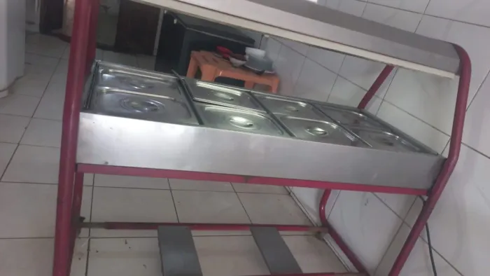 Mesa térmica para refeição
