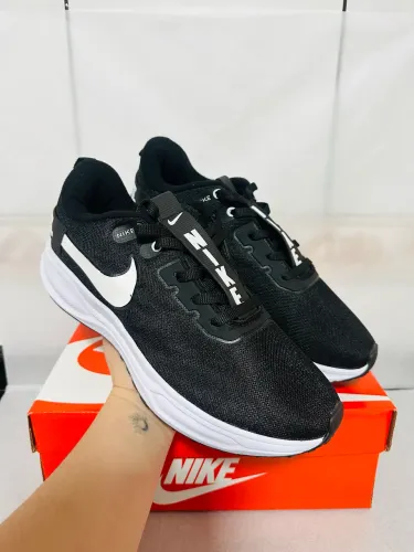 Tênis Nike 