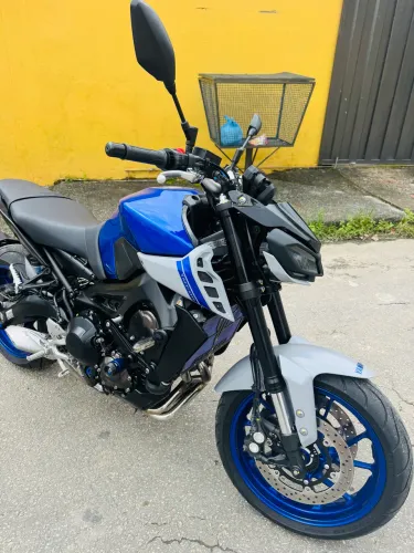 BMW g310 R /MT09 pouco km 