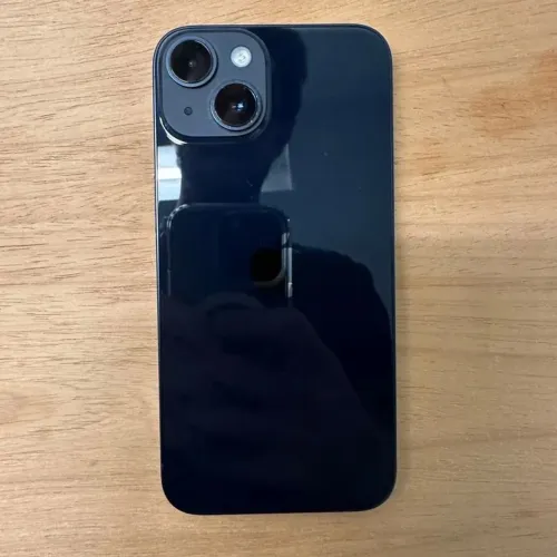 Vendo iPhone 14 semi novo, sem nenhum rico